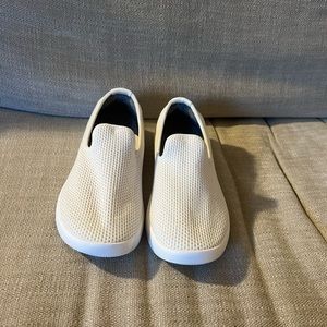 Womens ALLBIRD Tree Loungers - Kaikoura White - SIZE 9. Never worn!!!